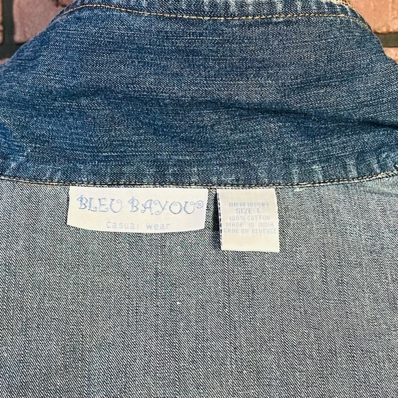 Size L - Bleu Bayou Women’s Jean Jacket - Picture 7 of 7
